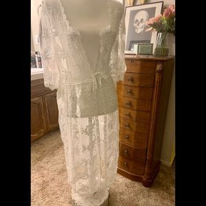 lace duster size S/M swim cover